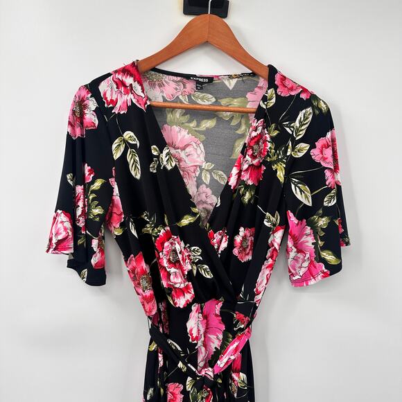 EXPRESS Black Floral Stretch Jersey V-Neck Tie Waist Jumpsuit // XS - Picture 3 of 9